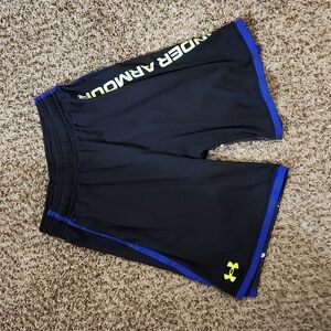 Under armour loose fit shorts